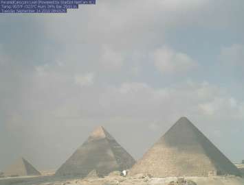 Pyramiden auf der Hochebene von Gizeh (in neuem Fenster)